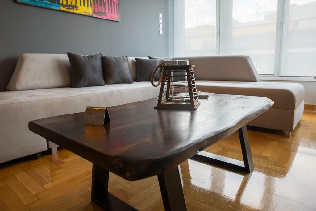 Modern & Stylish Apt At The Heart Of Athens Apartment Bagian luar foto