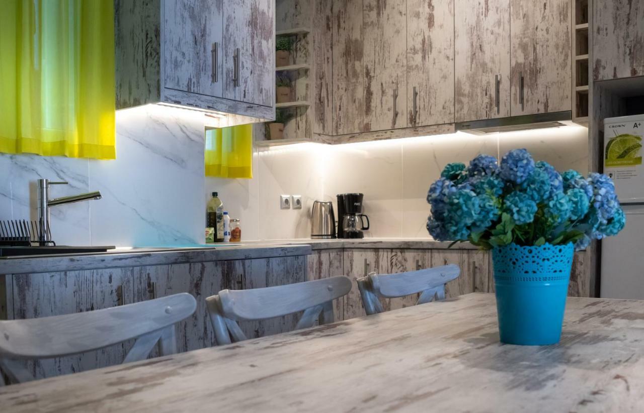 Modern & Stylish Apt At The Heart Of Athens Apartment Bagian luar foto