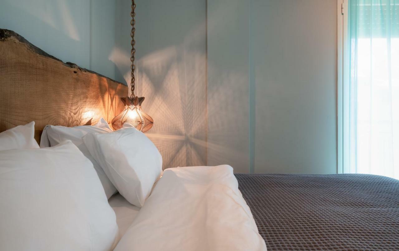 Modern & Stylish Apt At The Heart Of Athens Apartment Bagian luar foto