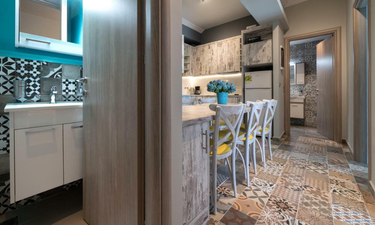 Modern & Stylish Apt At The Heart Of Athens Apartment Bagian luar foto