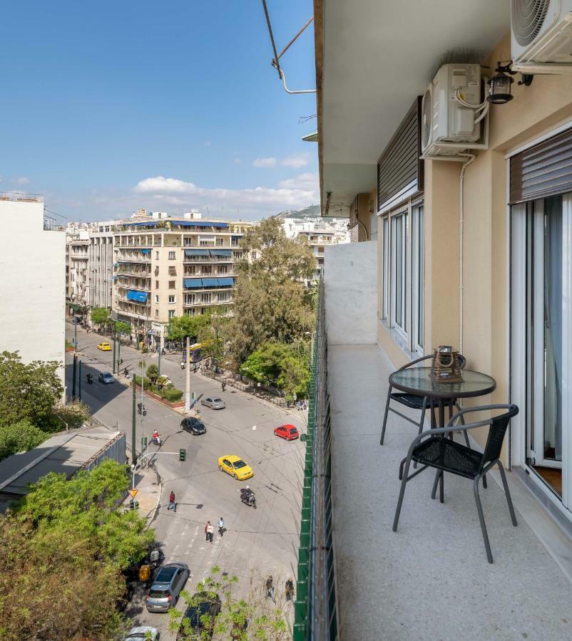 Modern & Stylish Apt At The Heart Of Athens Apartment Bagian luar foto